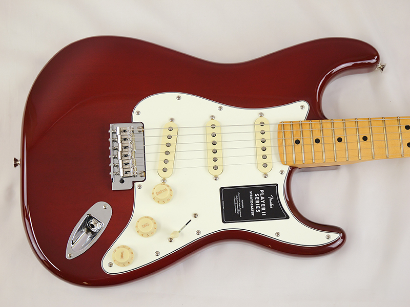 ストラトキャスター　タイプ　バール　マホガニーボディ Fender Player II Stratocaster-Transparent Mocha Burst