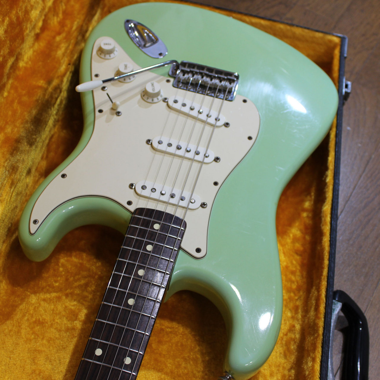 Fender 62 American Vintageシンラッカー 2001年 最終価格：Fender 62 American Vintage シンラッカー - メルカリ