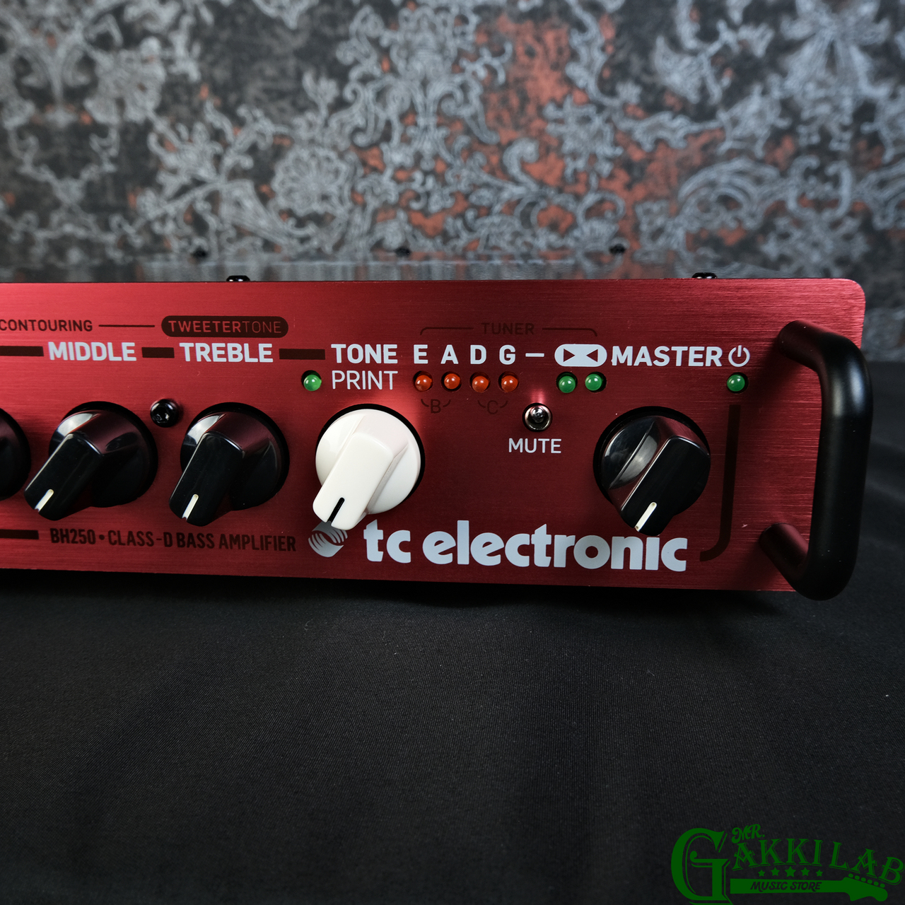 TC Electronic BH250 ベースアンプヘッド Amazon.com: Tc electronic Bass Amplifier Head (BH250