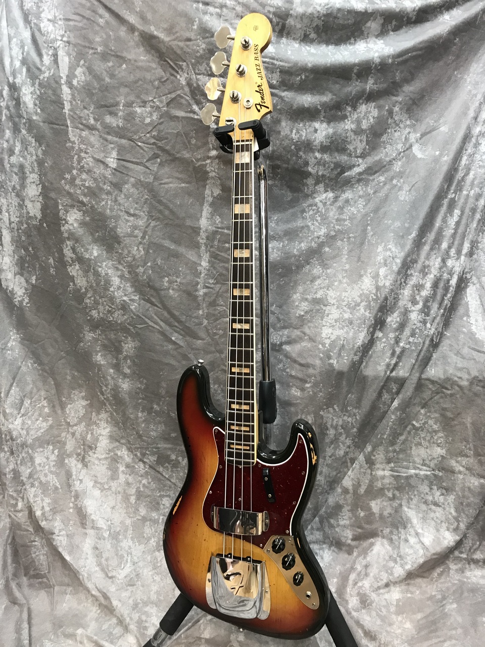Fender Jazz Bass '69～70（ビンテージ）【楽器検索デジマート】