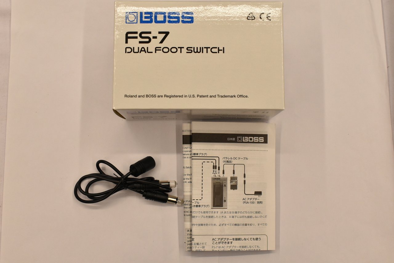 BOSS FS-7 デュアルフットスイッチ 箱・説明書・付属品あり BOSS FS-7 DUAL FOOT SWITCH デュアル・フットスイッチ ボス FS7