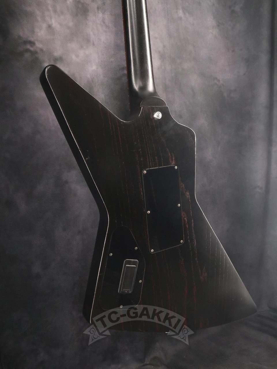 m*1様 ギブソン 限定品 Explorer Vampire Blood Moo m*1様 ギブソン 限定品 Explorer Vampire Blood Moo ギブソン 限定品