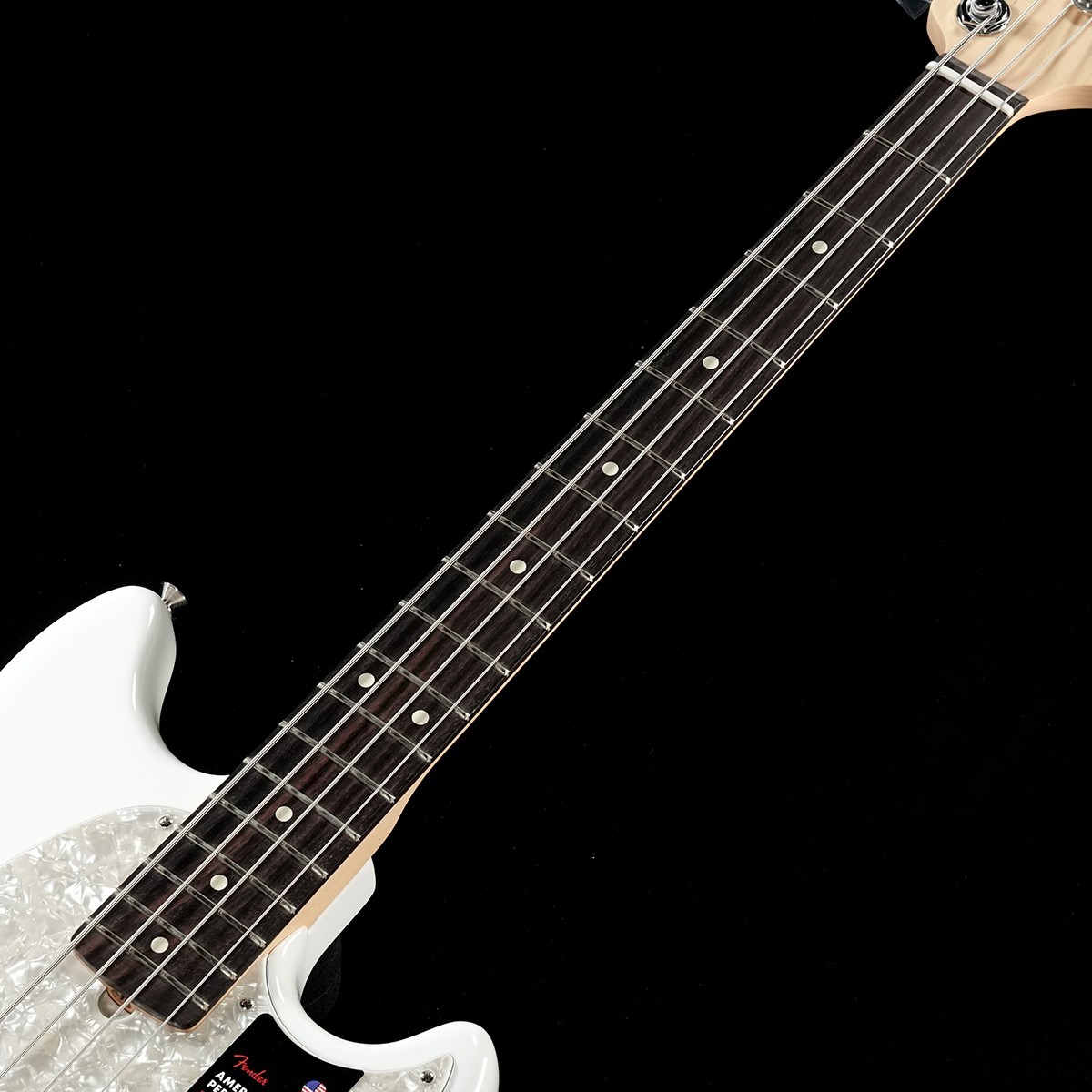 Fender American Performer Mustang Bass Rosewood Fingerboard Arctic