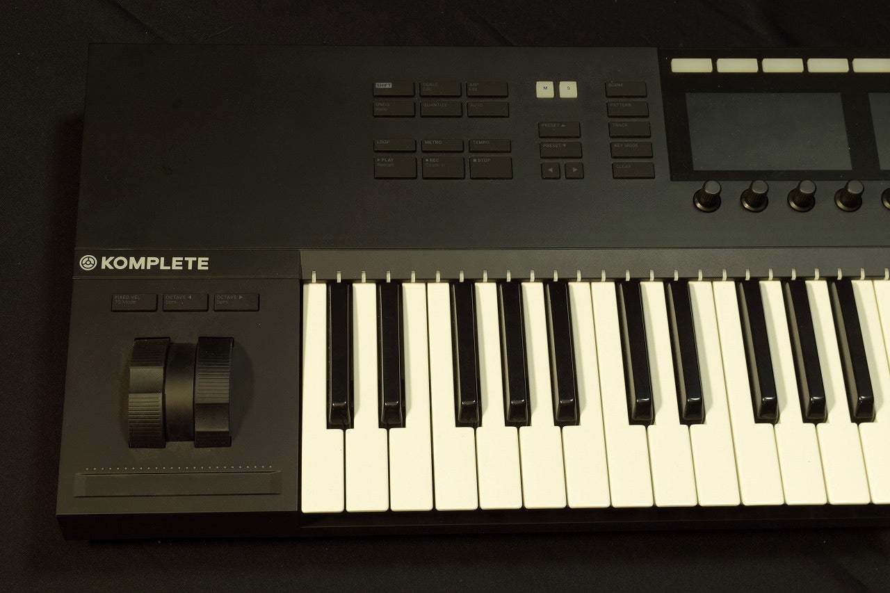NATIVE INSTRUMENTS KOMPLETE KONTROL S49 MK2 【福岡店】（中古/送料