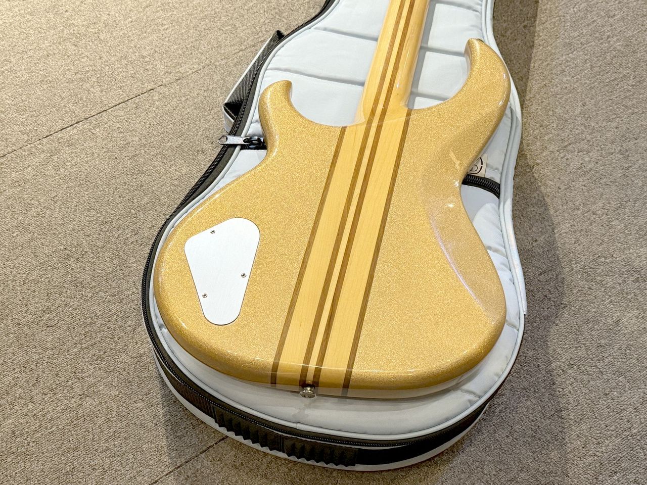 【レア】ARIA PRO 2 SB-R60 ジャパビン アリアプロ 1982 Aria Pro II SB-R60 / Padouk Red 〜 Japan Vintage | High Hopes