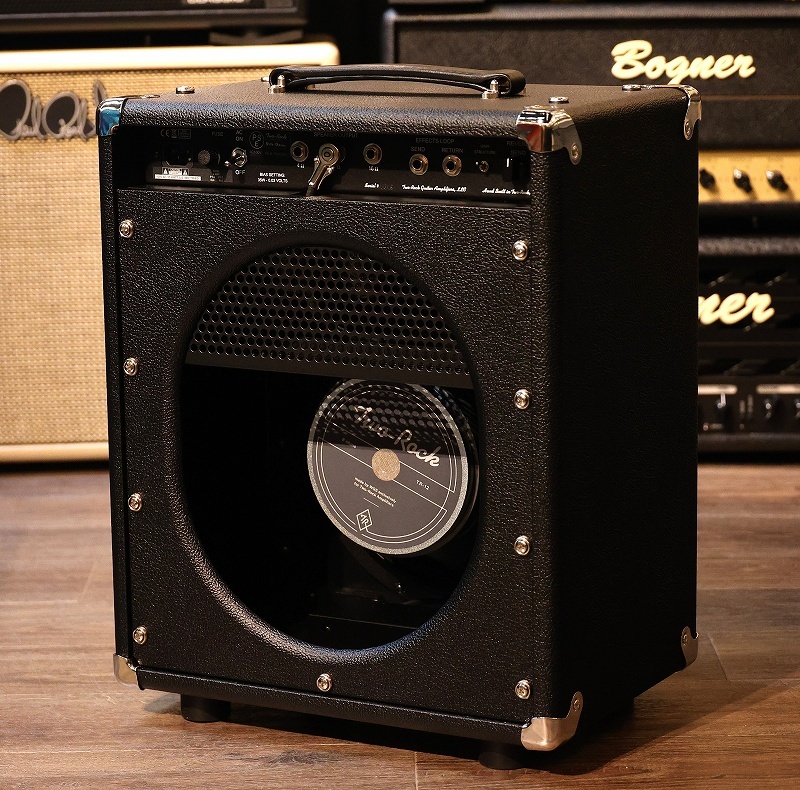 TWO-ROCK Studio Signature Combo w/Black Anodize Tolex 【御茶ノ水