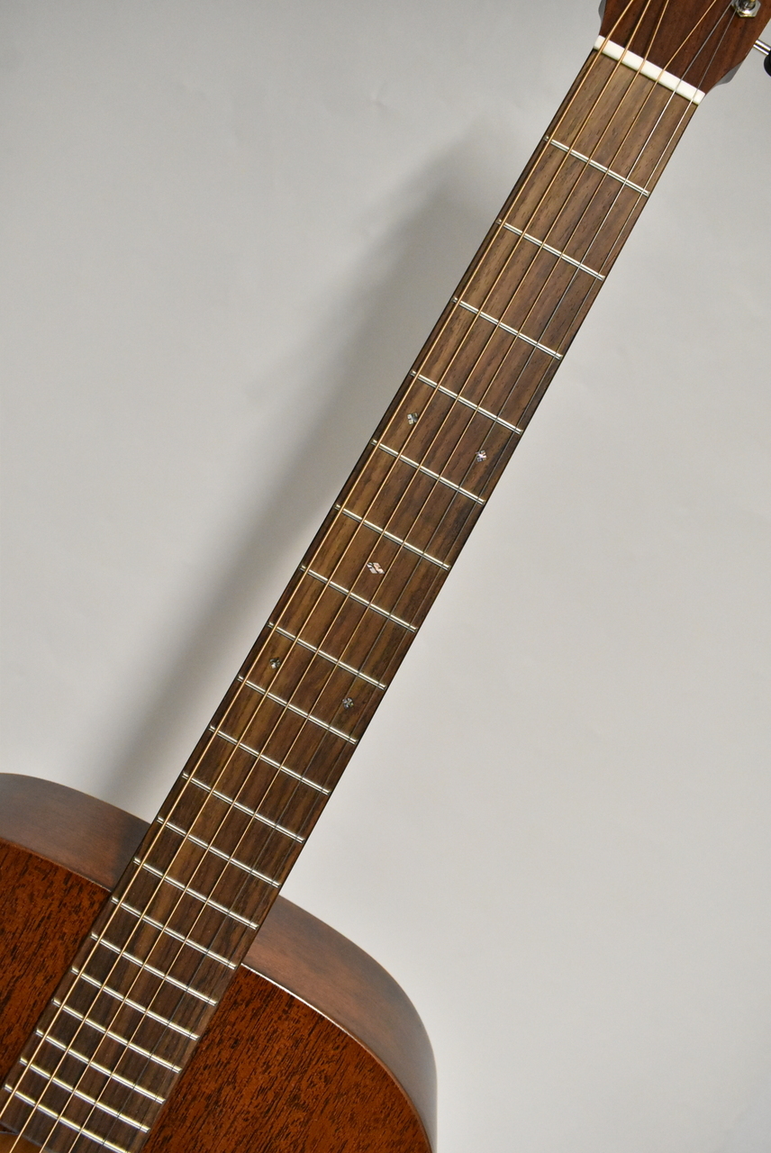 Martin 【美品中古】000-15M 2024年製【送料当社負担・最大48回分割無