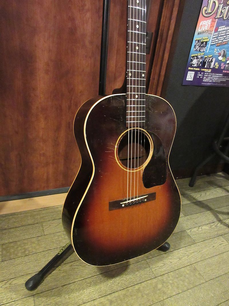 Gibs◯n LG-2コピー品 gibs◯nではないです Gibson Custom Shop 1942 Banner LG-2 #20123012 【クロサワ楽器