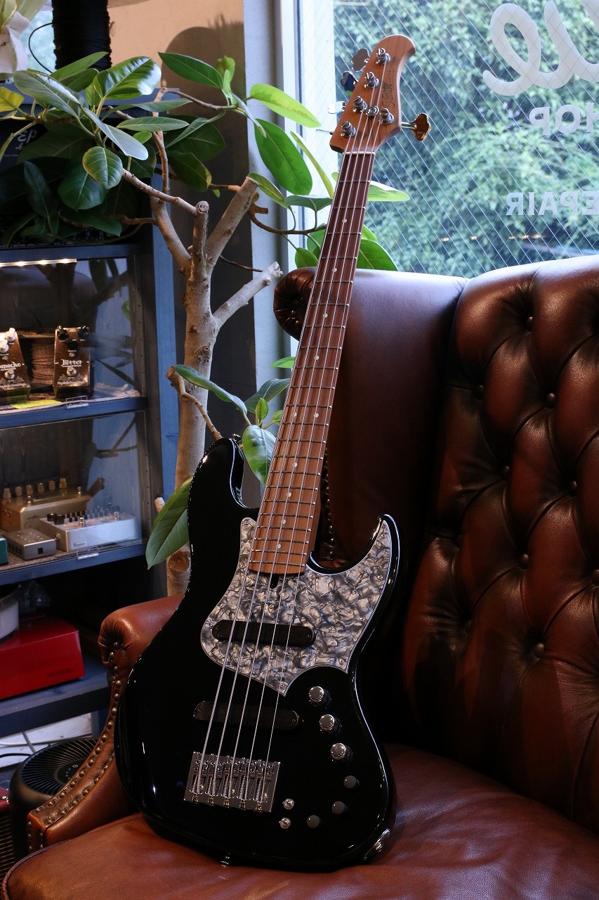 Xotic XJ-1T 5st Black 