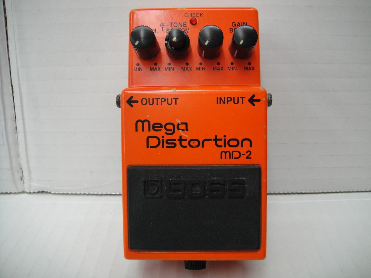 BOSS MD-2 Mega Distortion