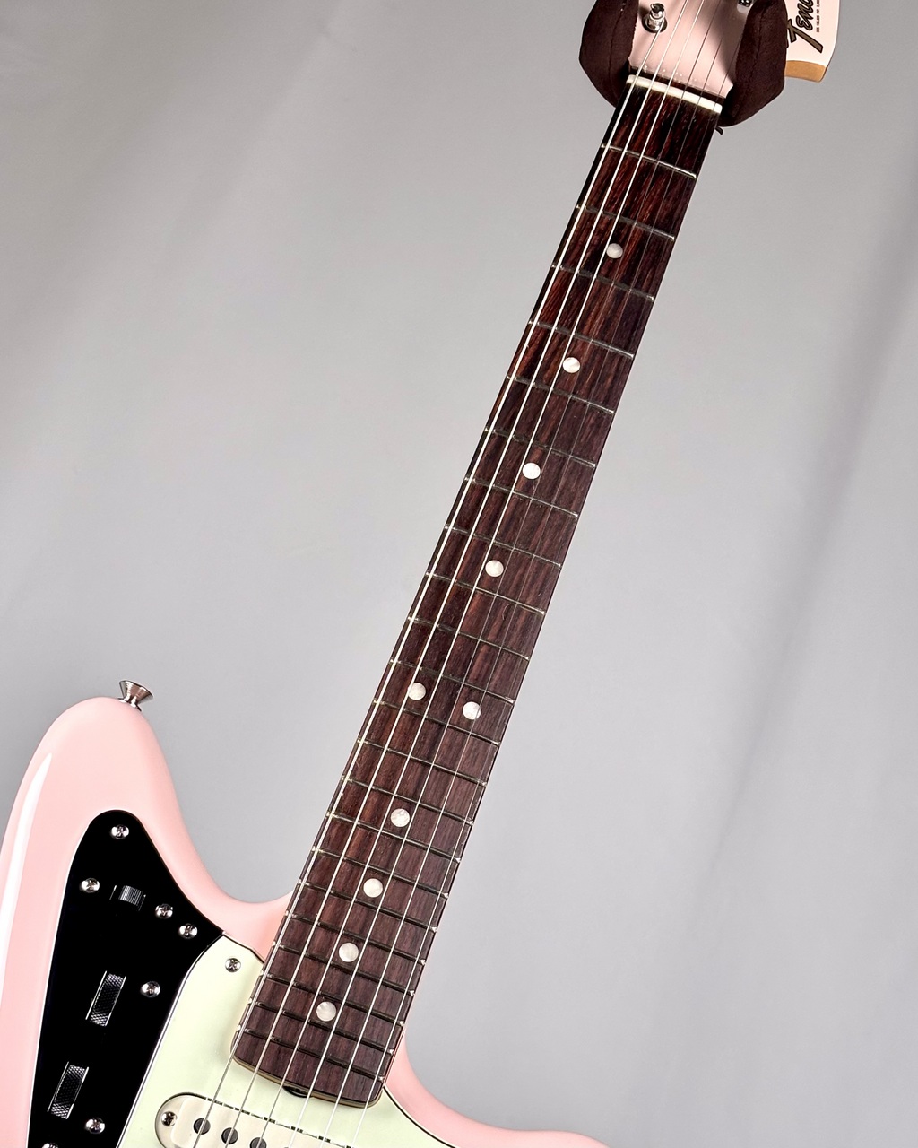 Fender Vintera III Mid 60s Jaguar -Shell Pink-【3.75kg】（新品特価