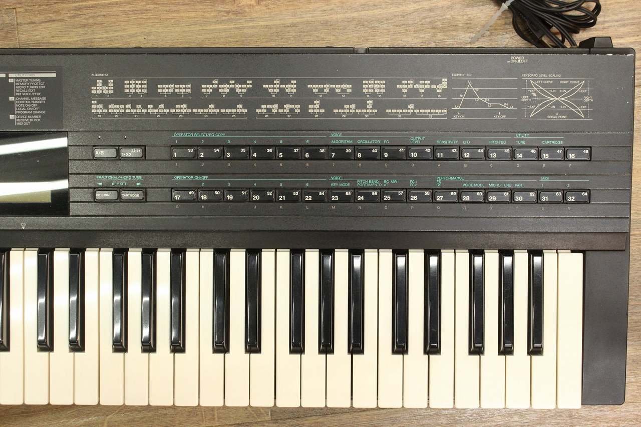YAMAHA DX7II-D 【キーボードマート新宿】【新宿店】（中古/送料無料