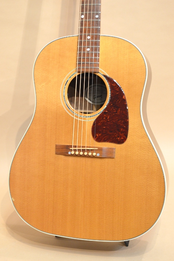 北海道発　きれいGibsonギブソンJ-15 HC付き 200サイズ 最安値，2025