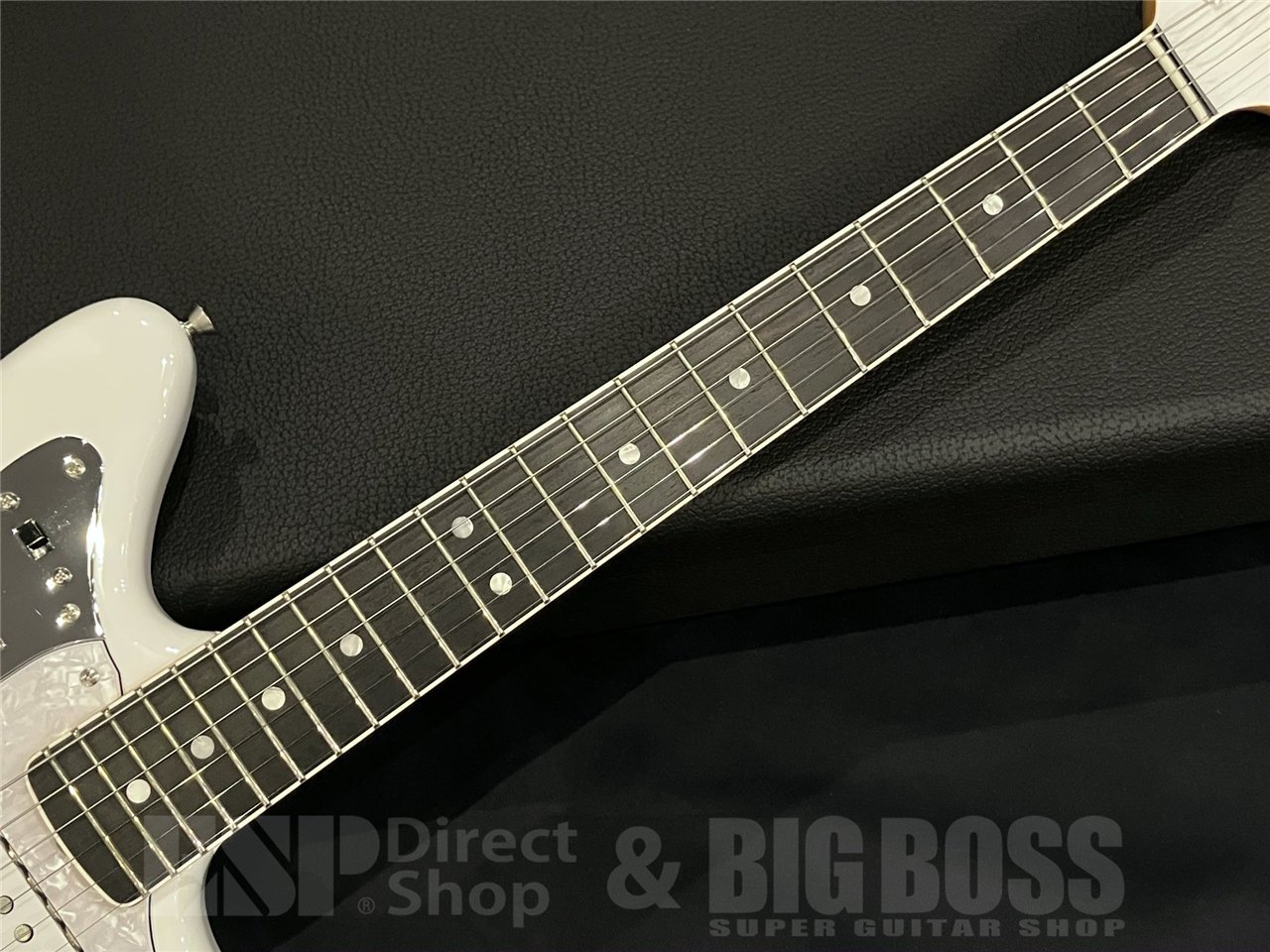 美品!!値下げ! Fender [Made in Japan] Fender】 Made in Japan Traditionalシリーズから2020年内限定モデルが