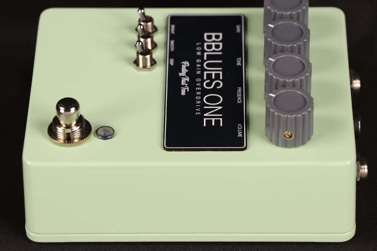 Finding That Tone BBlues One Surf Green Low Gain Overdrive