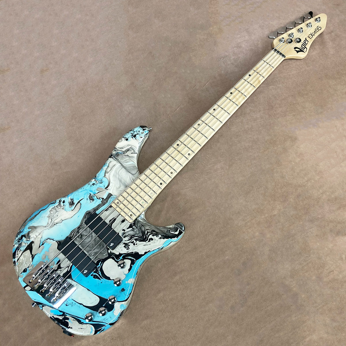 Vigier Guitars Excess Original, 5 strings VE5EC Rock Art  Design（新品/送料無料）【楽器検索デジマート】