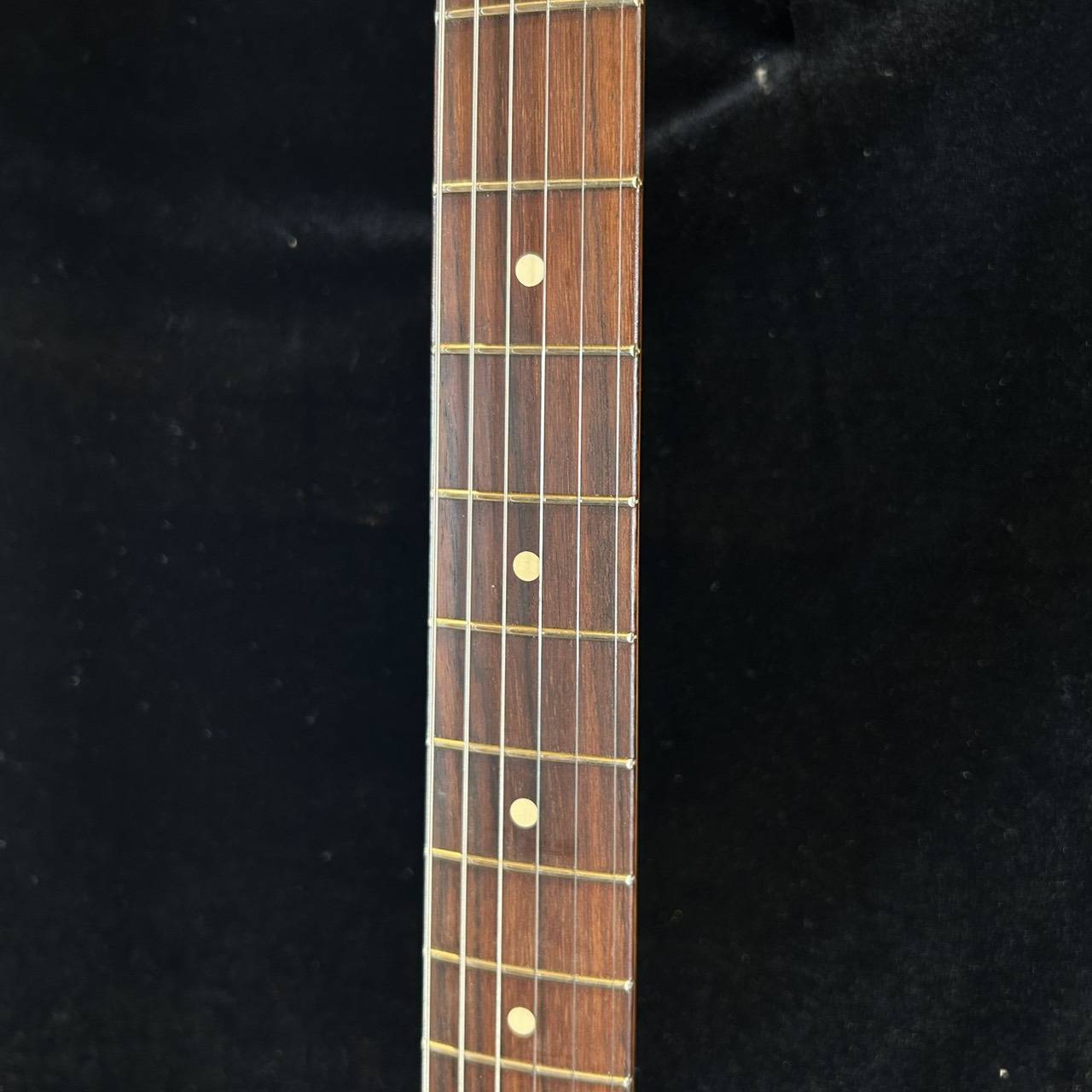 Fender Vintera II '60s Stratocaster - Lake Placid Blue 現物画像