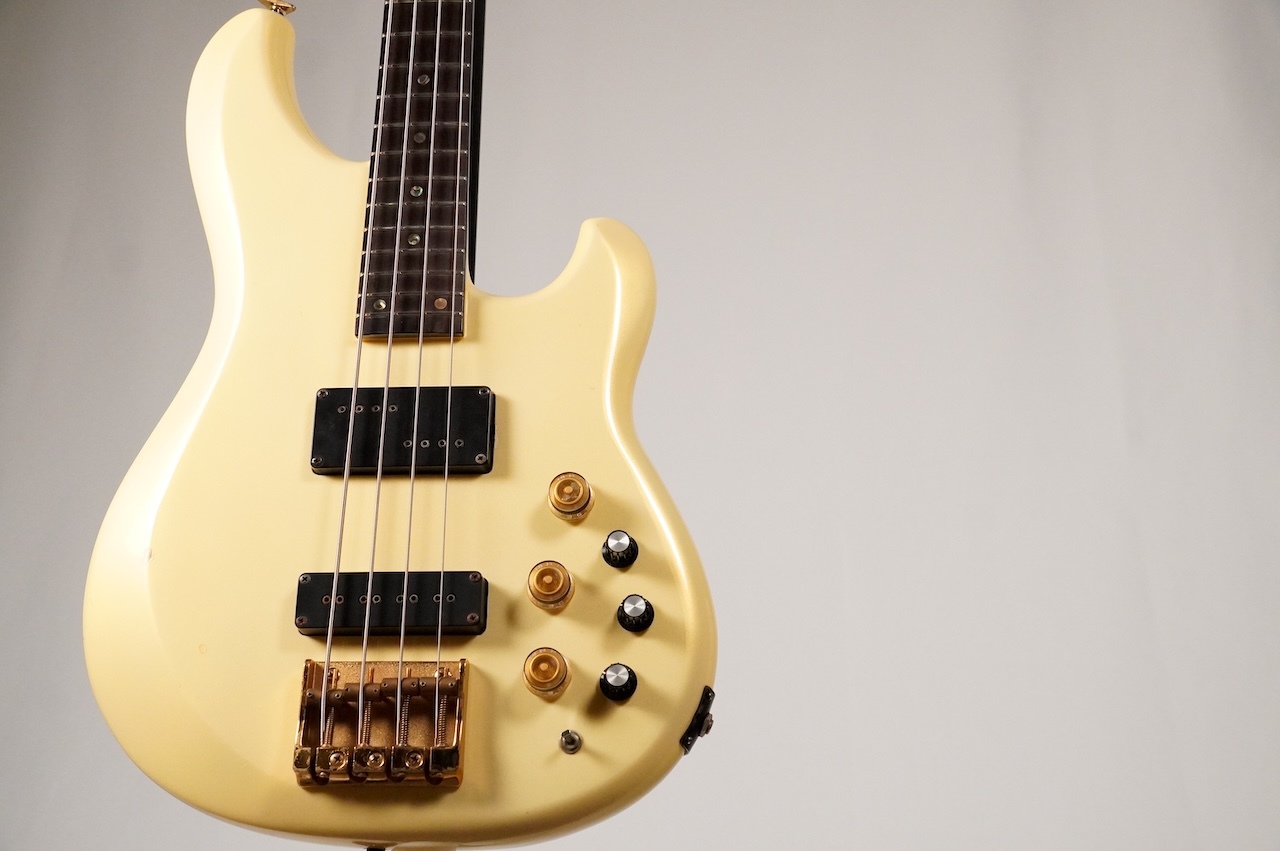 Ibanez MC924 -Pearl White- [4.83kg]（中古）【楽器検索デジマート】