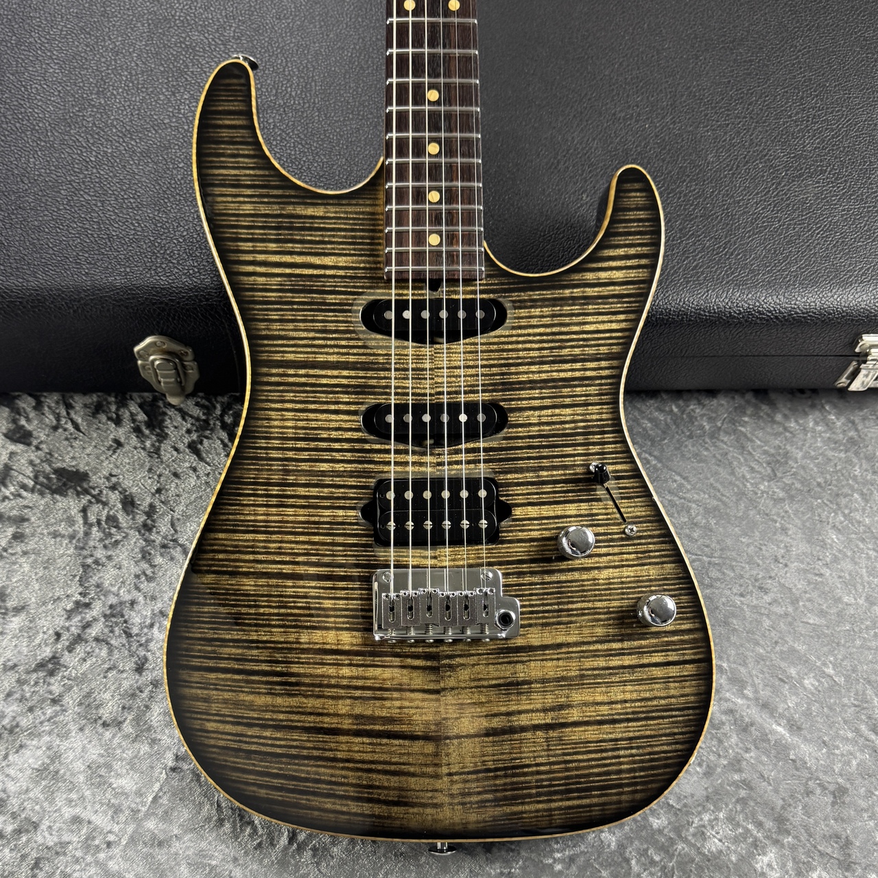 Suhr 【極上フレイムメイプル】Standard Flame Maple ～Trans Charcoal