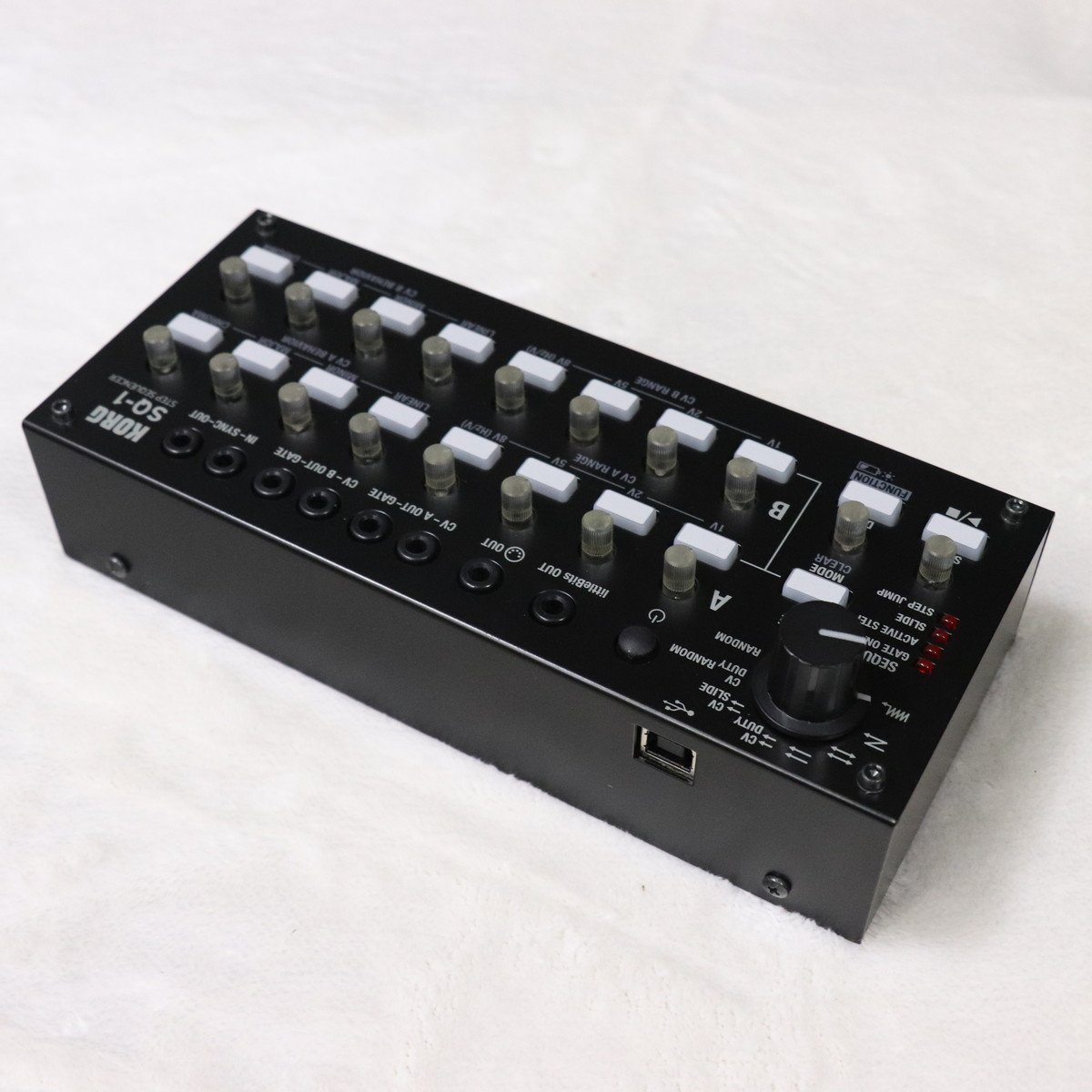 【未使用品】KORG STEP SEQUENCER SQ-1 SQ-1 - STEP SEQUENCER | KORG (USA)