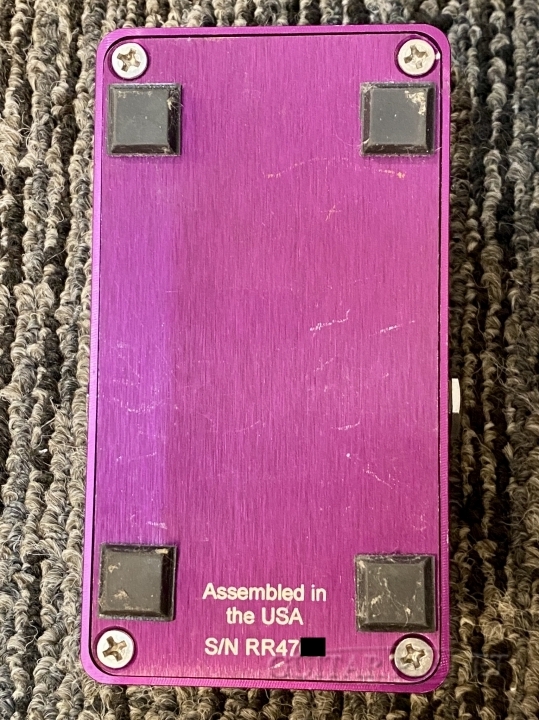 Suhr Riot Reloaded 【ディストーション】【Assembled in the USA