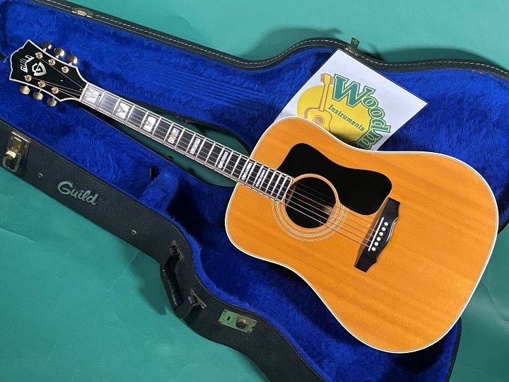 guild d55 ビンテージ 極美品 GUILD D-55 USED】唯一無二のサウンドと個性的なルックス - Red