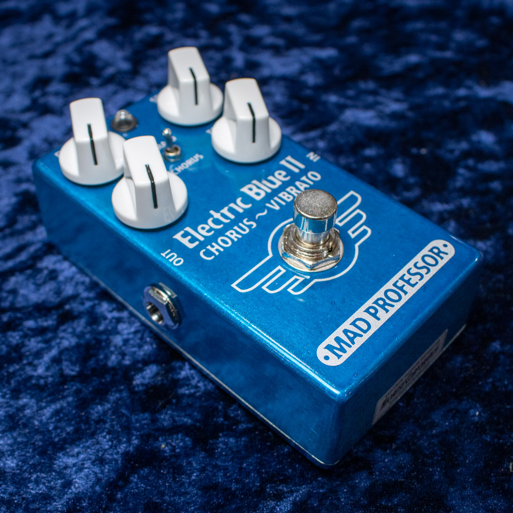 MAD PROFESSOR ELECTRIC BLUE II Chorus Vibrato（新品）【楽器検索 