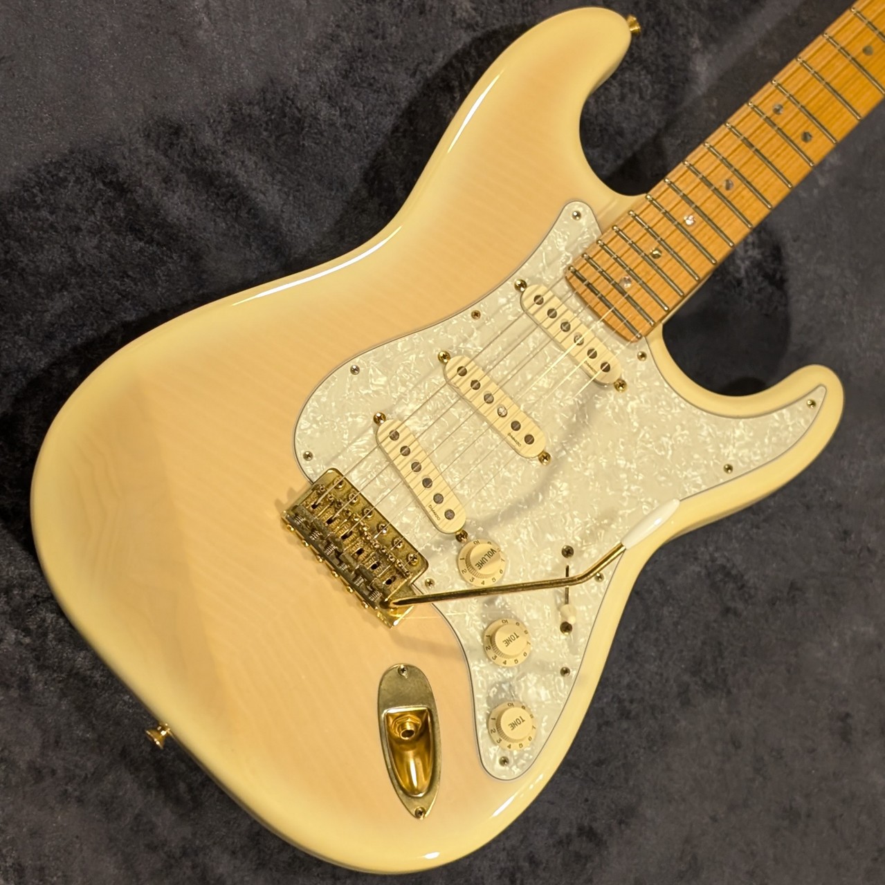 Fender Japan STR-135 Richie Koltzen WB【3.8kg】(中古 Fender Japan STR-135 Richie Koltzen WB【3.8kg】(中古