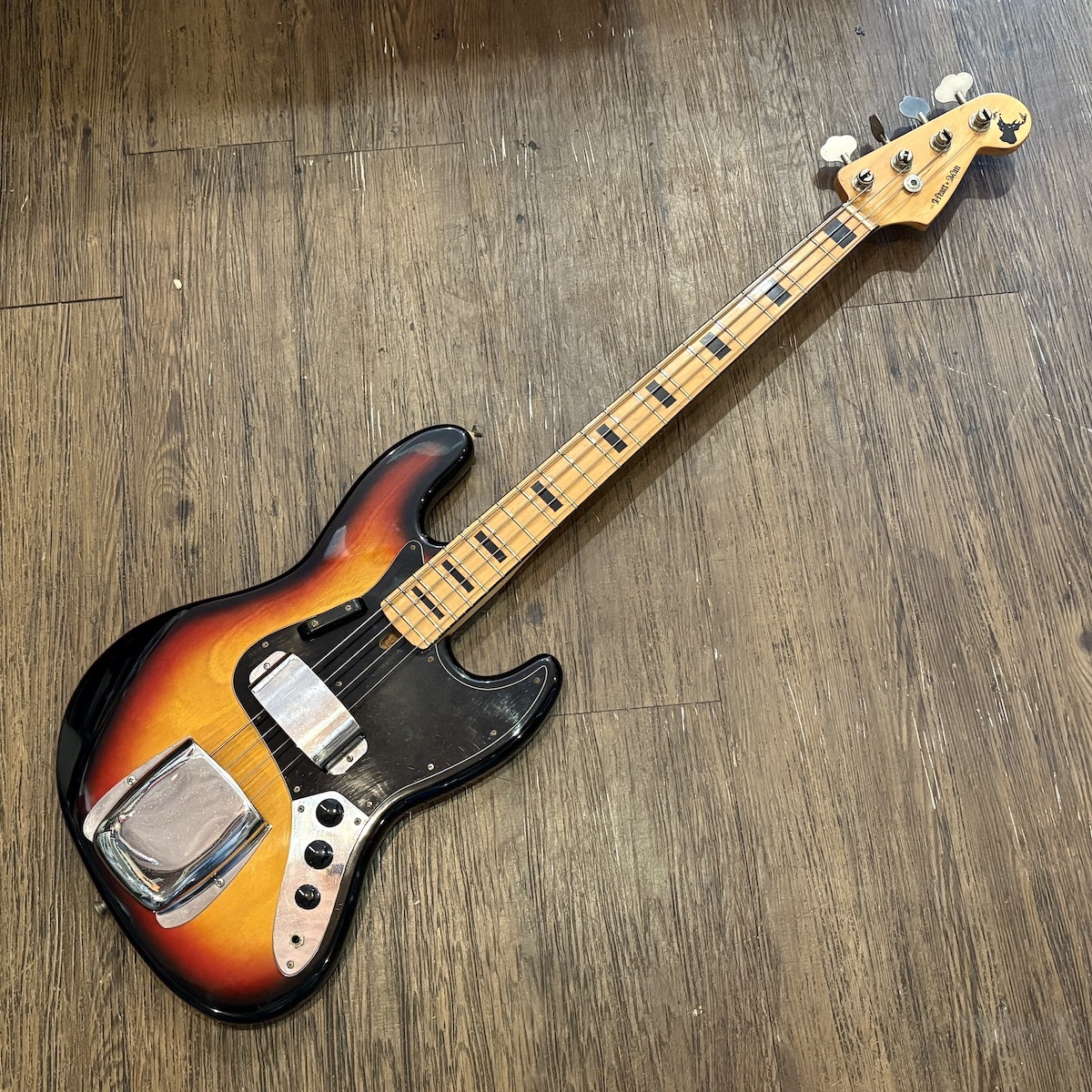 Heart・Man Jazz Bassタイプ Electric Bass（中古/送料無料