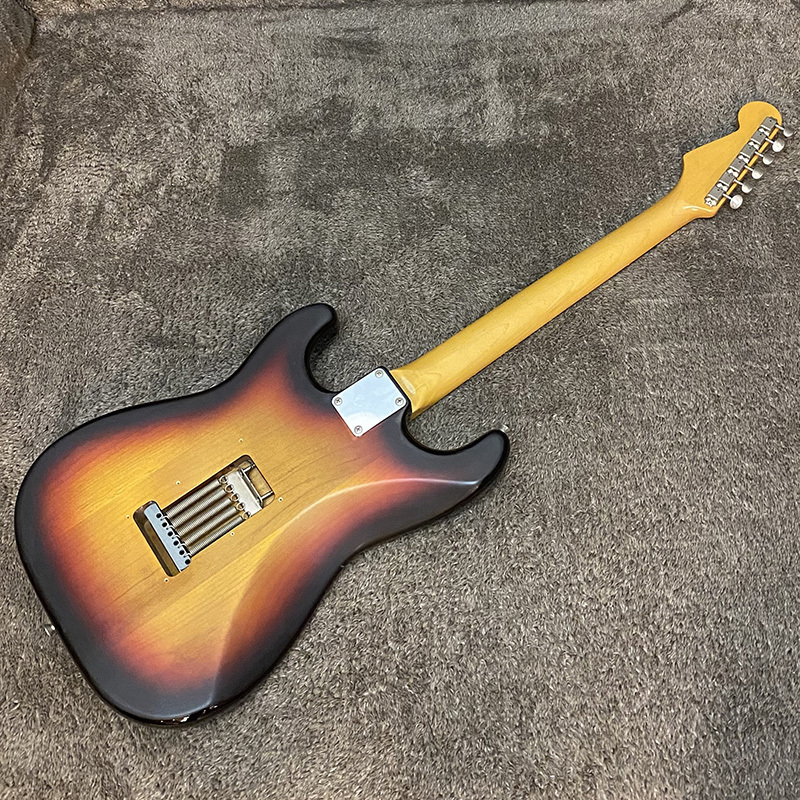 GINGER掲載商品】 Fender Japan ストラトキャスター トラ目 ST62-TX 