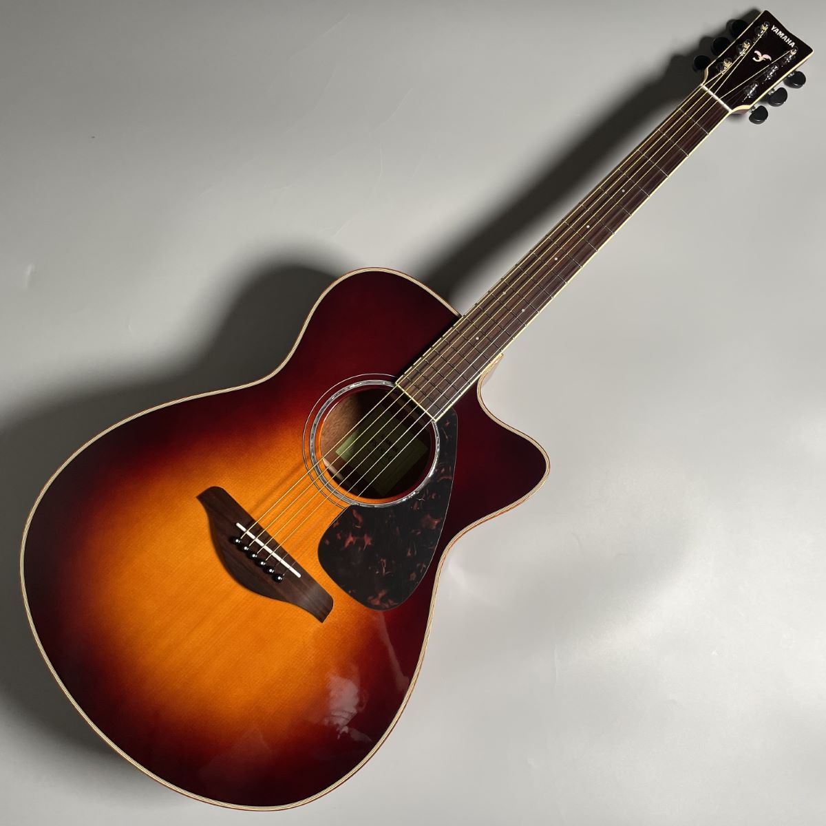 YAMAHA FSX825C BS(ブラウンサンバースト) アコースティックギター 