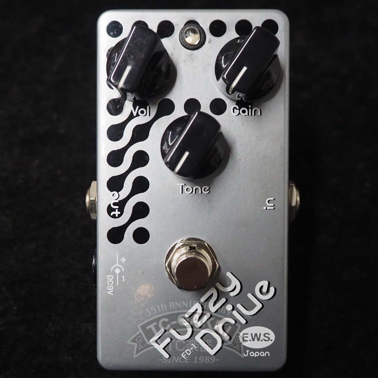 EWS Fuzzy Drive FD-1 ファズ ディストーション EWS Fuzzy Drive FD-1 Pedal Review - Premier Guitar
