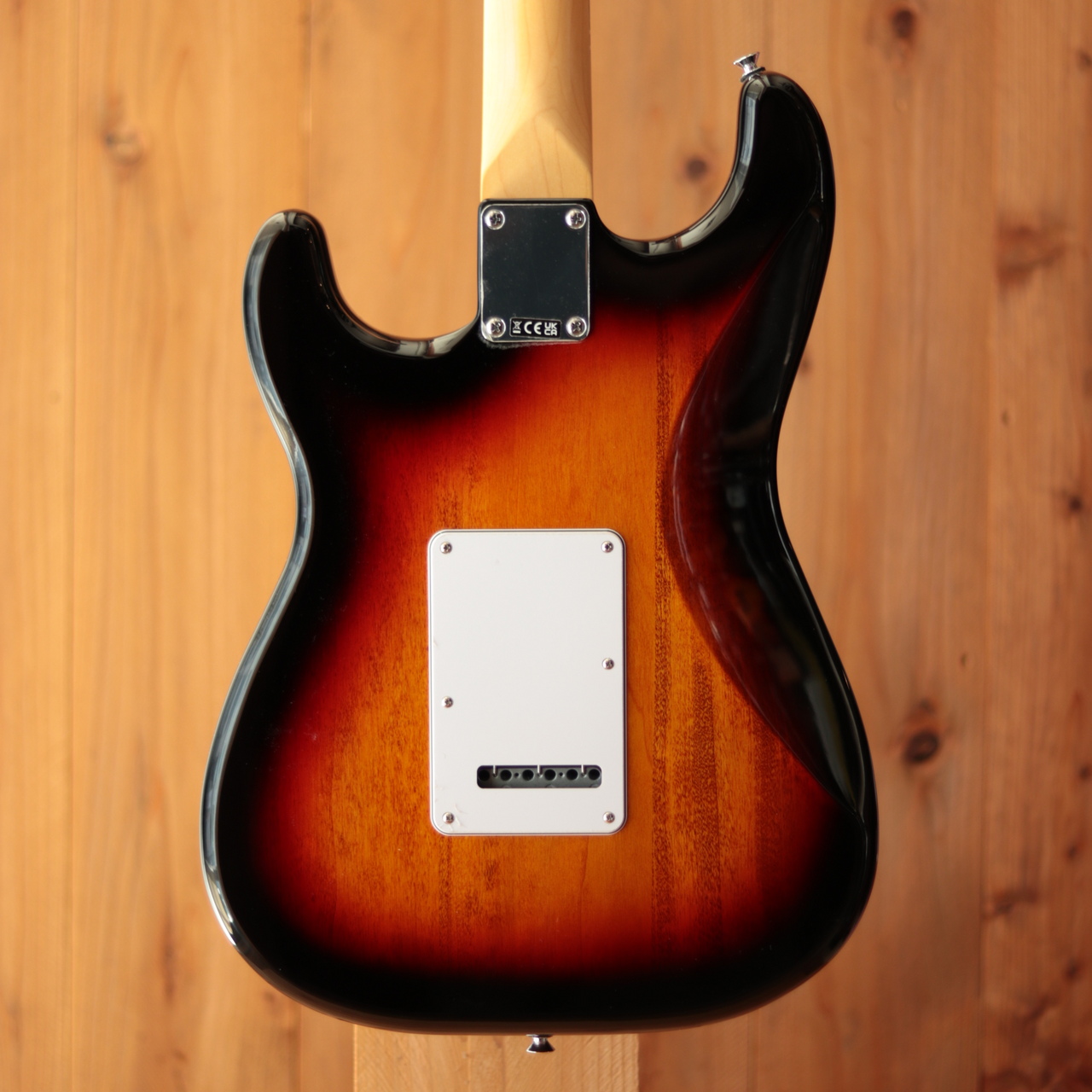 Fender Standard/Stratocaster 新製品 Fender Standard/Stratocaster