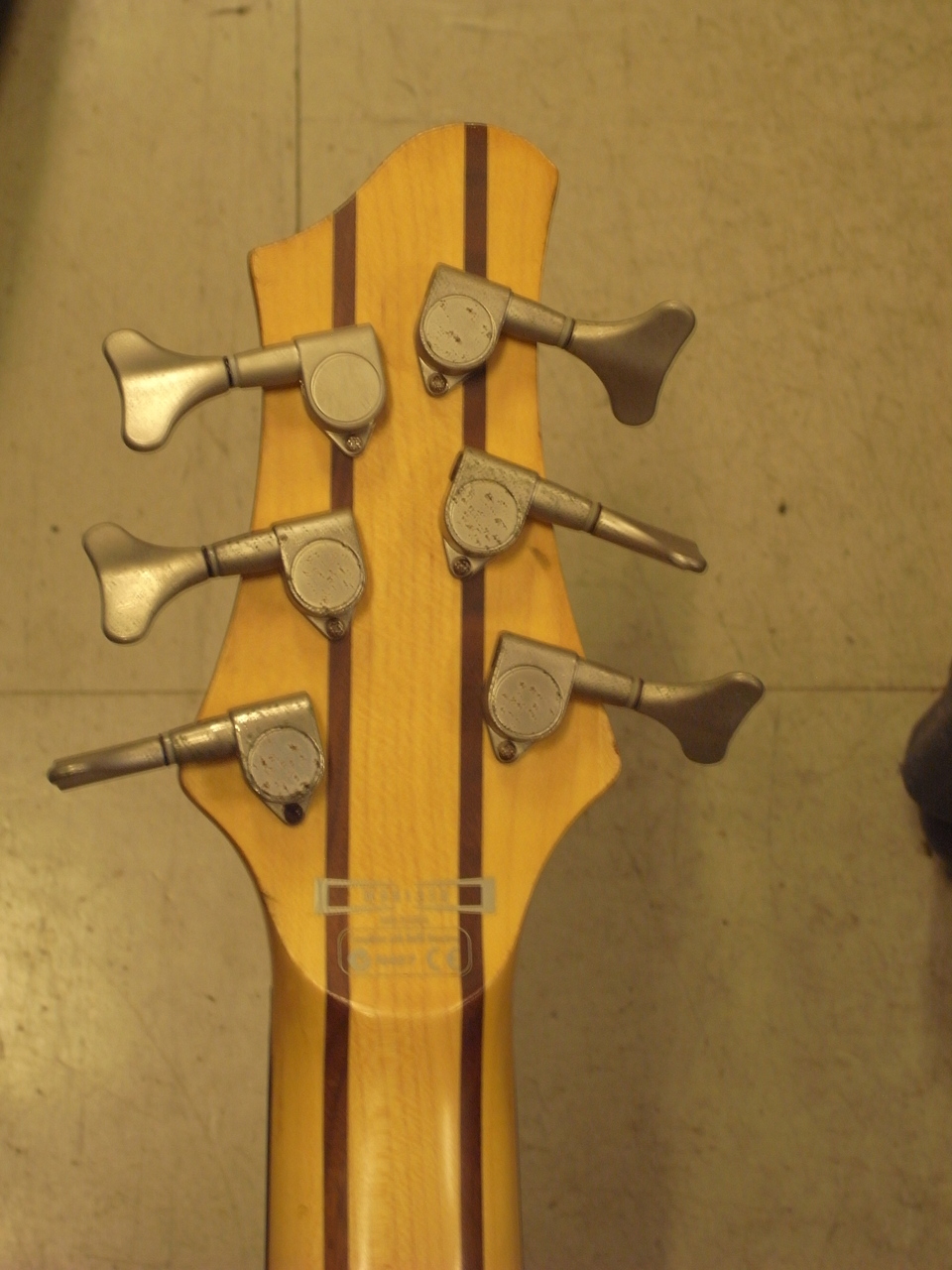 Ibanez BTB556（中古）【楽器検索デジマート】