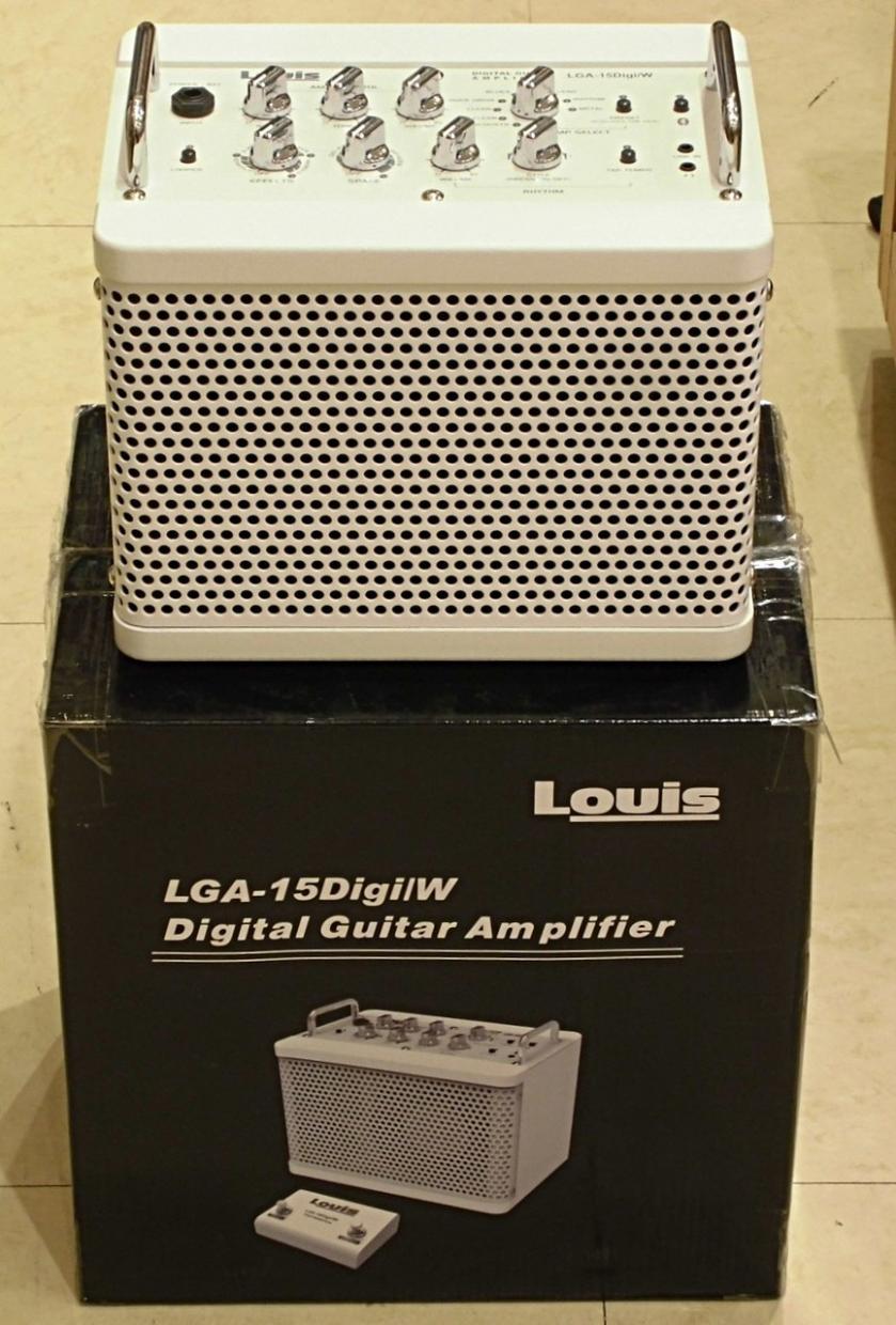 Louis LGA-15 Digi White 【美品中古 !! 】 【多機能ギターアンプ