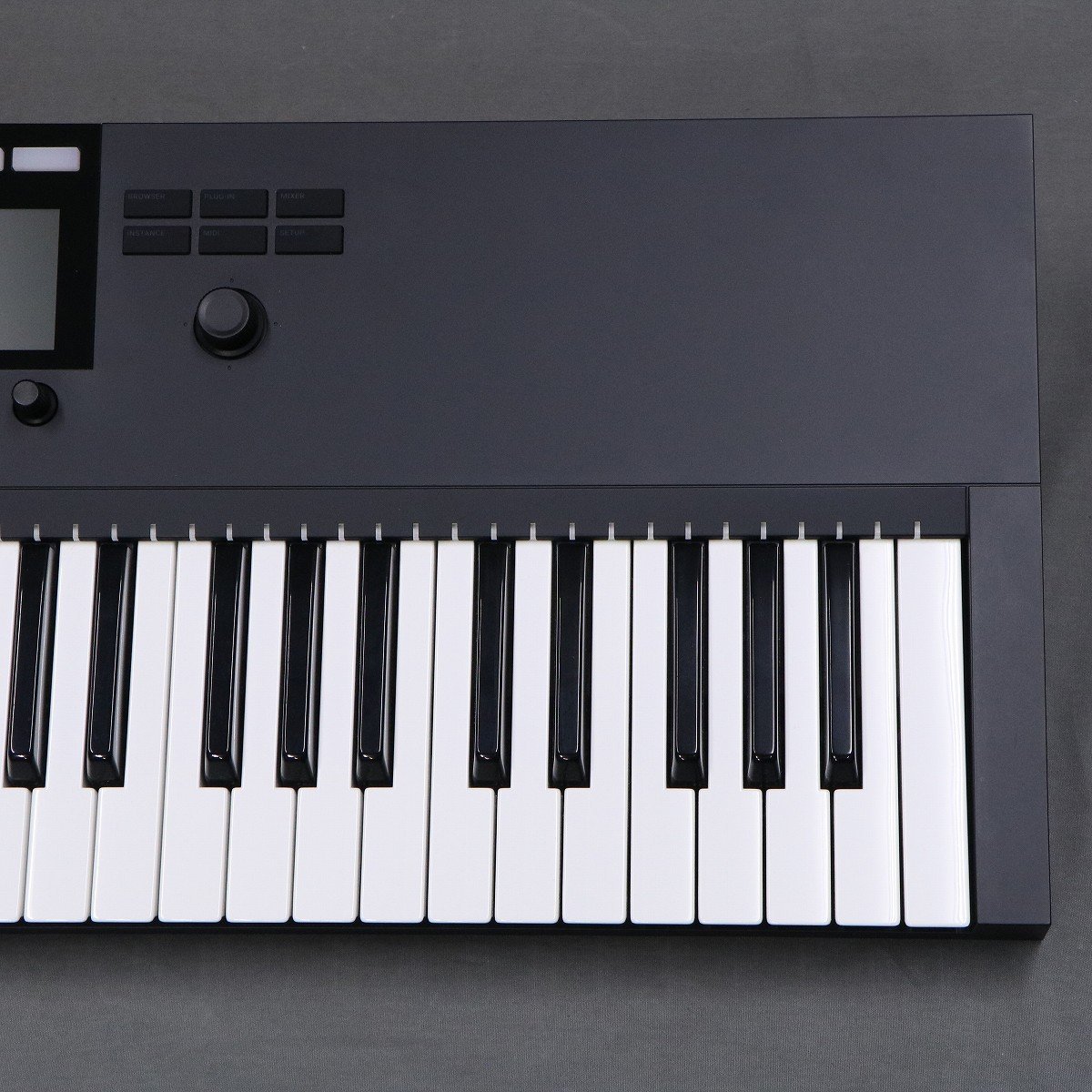 NATIVE INSTRUMENTS KOMPLETE KONTROL S61 Mk2 【御茶ノ水本店