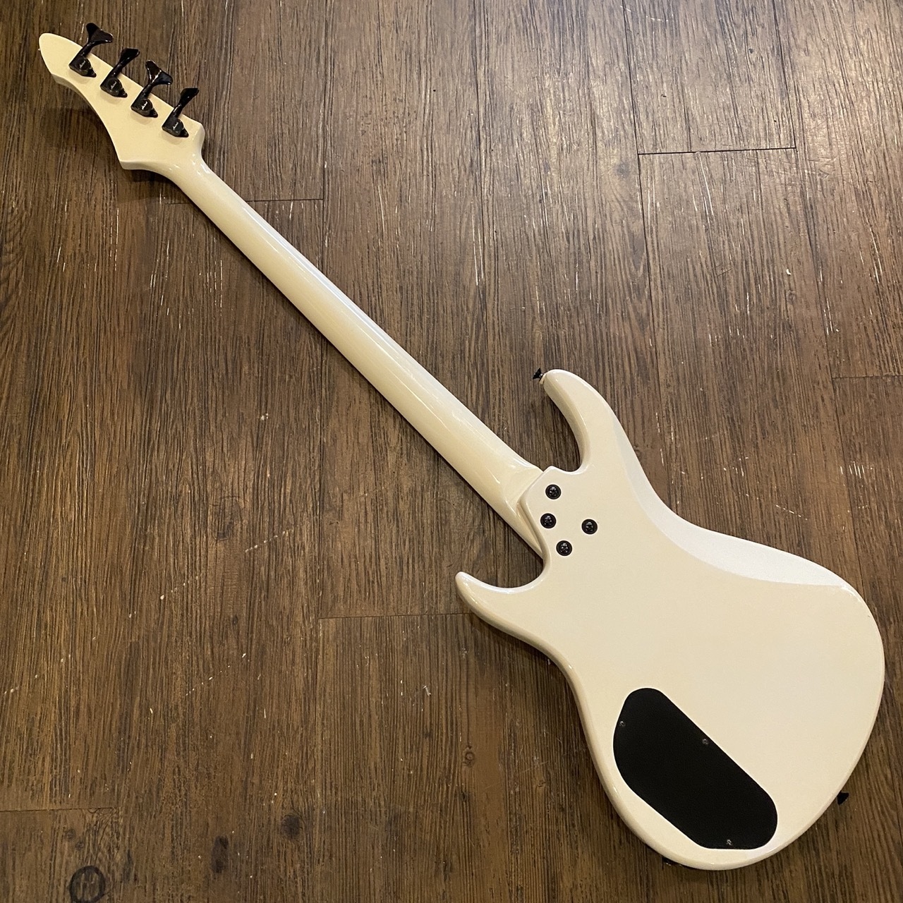 Aria Pro II Vanguard Series Electric Bass Guitar（中古/送料