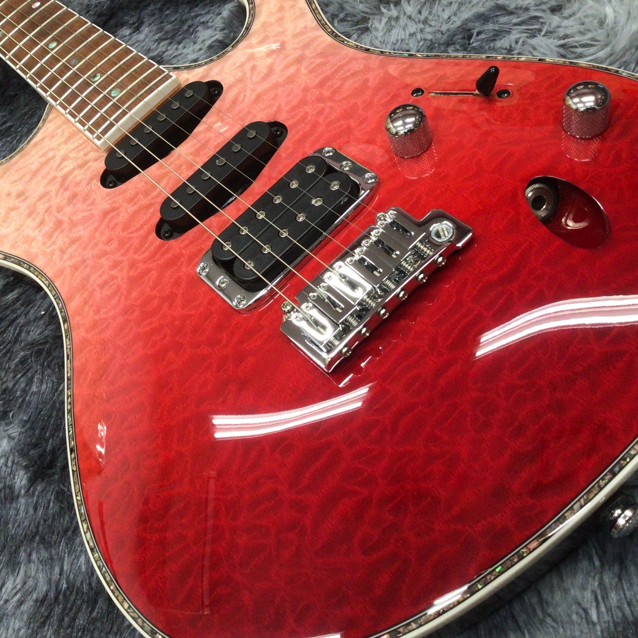 Ibanez SA360NQM Rich Carmine Gradation【生産完了品の為、セール
