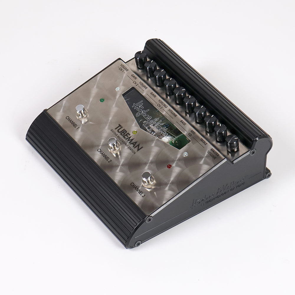 TUBEMAN ギター用アンプ 足元にアンプヘッド！？Hughes＆Kettnerから「Spirit StompMan」登場！