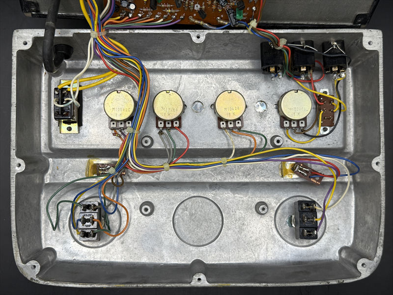 BOSS CE-1 1981年製　 Chorus Ensemble ※専用出品 BOSS CE-1 Chorus Ensemble 1981年製 [UK792] - 中古楽器の販売