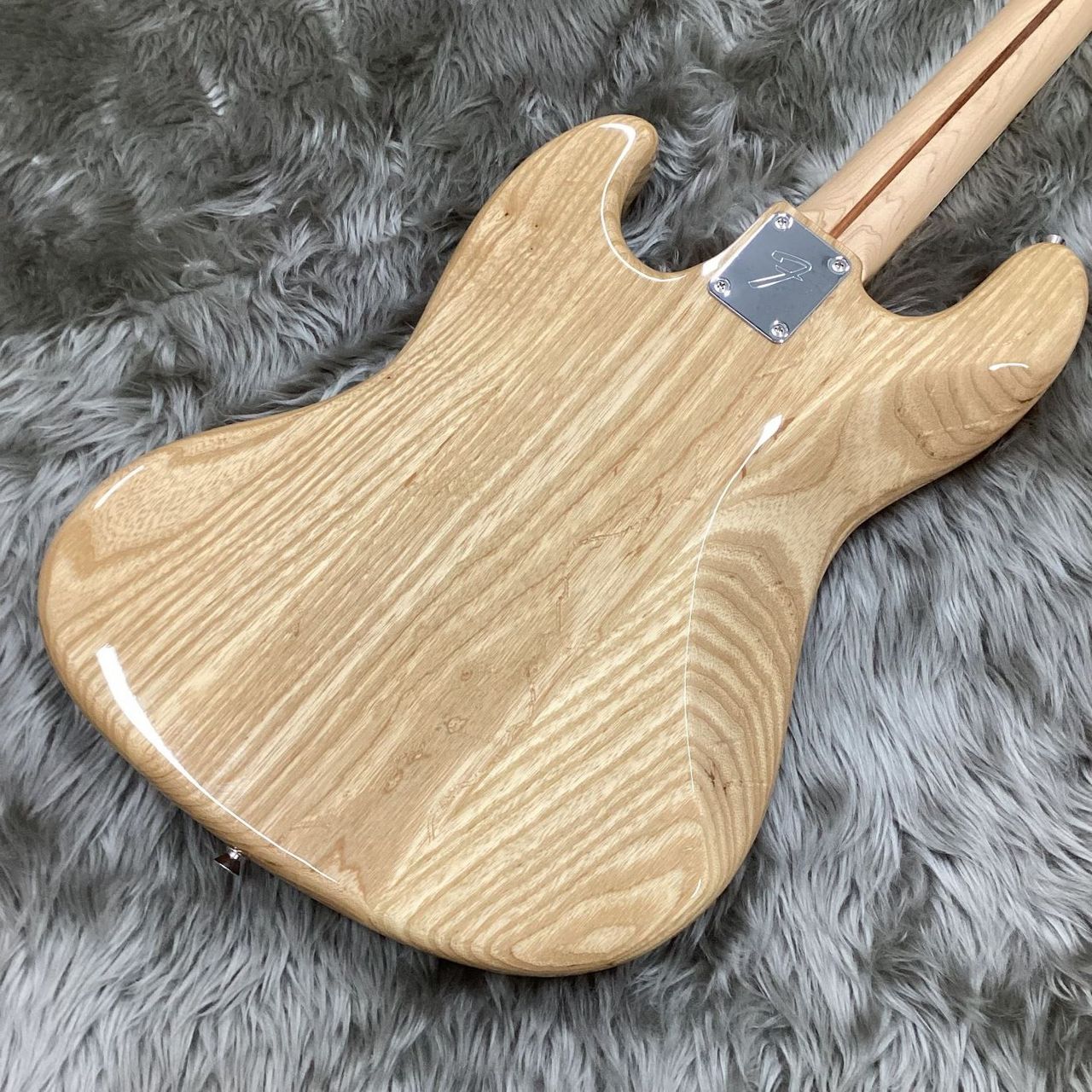 Fender Made in Japan Heritage 70s Jazz Bass Maple Fingerboard