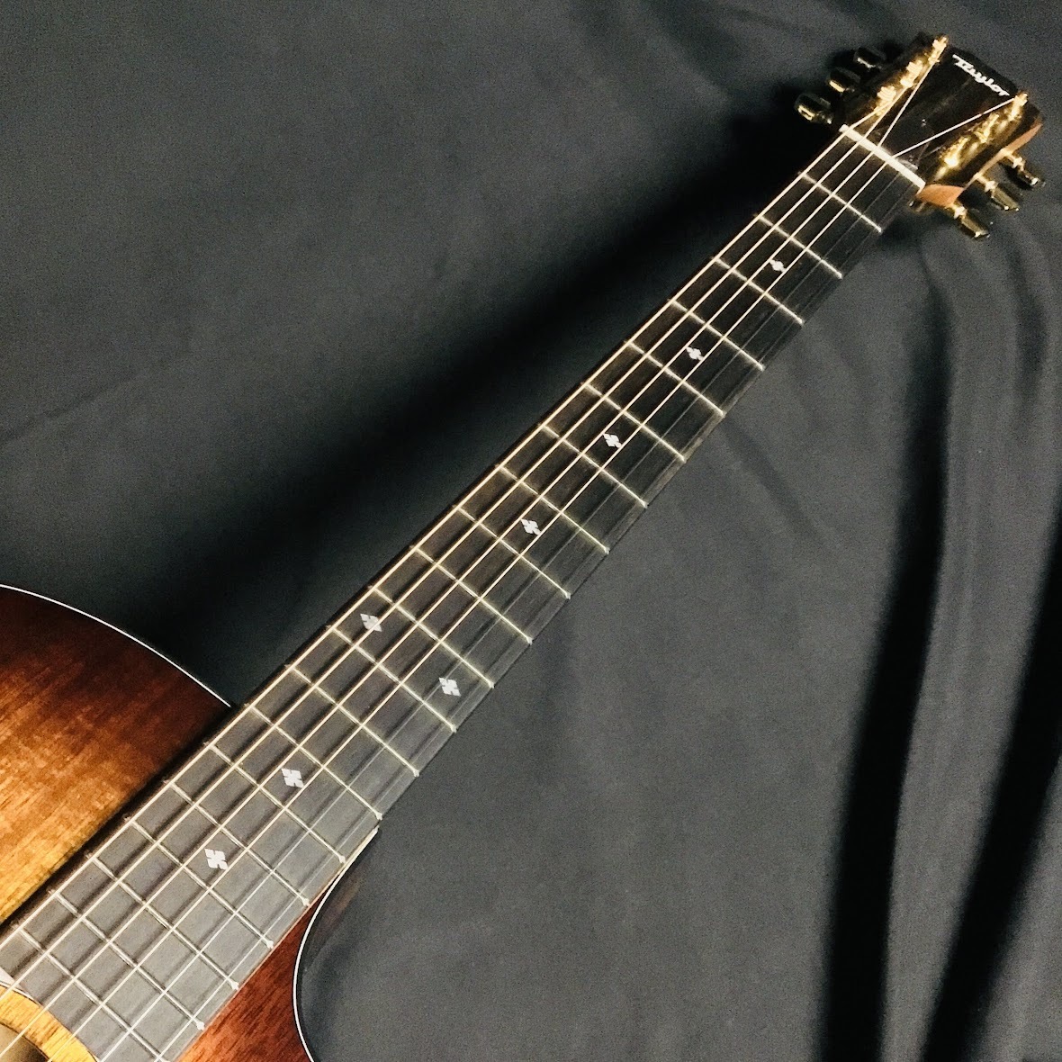 Taylor 224ce-Koa DLX エレアコギター（新品特価/送料無料）【楽器検索