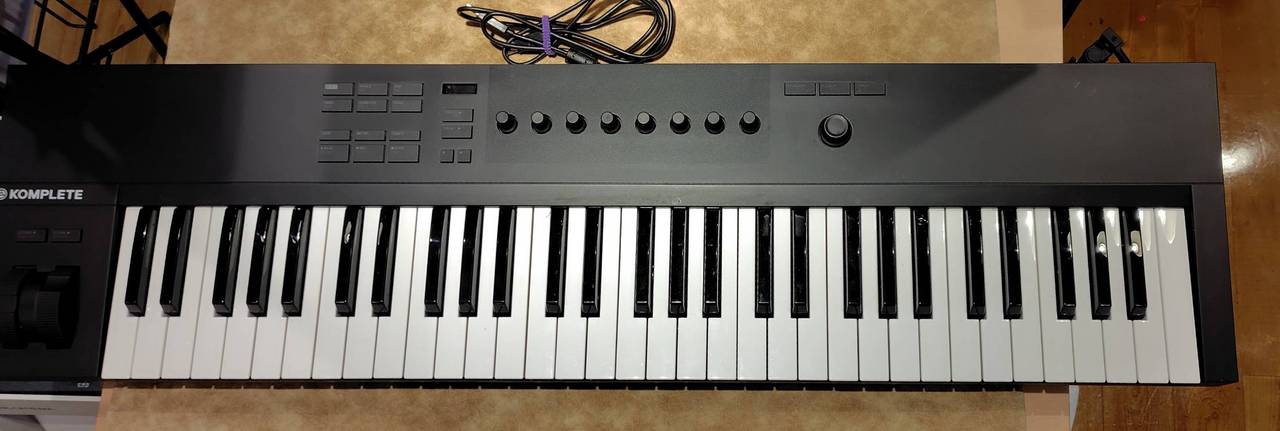 NATIVE INSTRUMENTS 【中古】KOMPLETE KONTROL A49（中古/送料無料