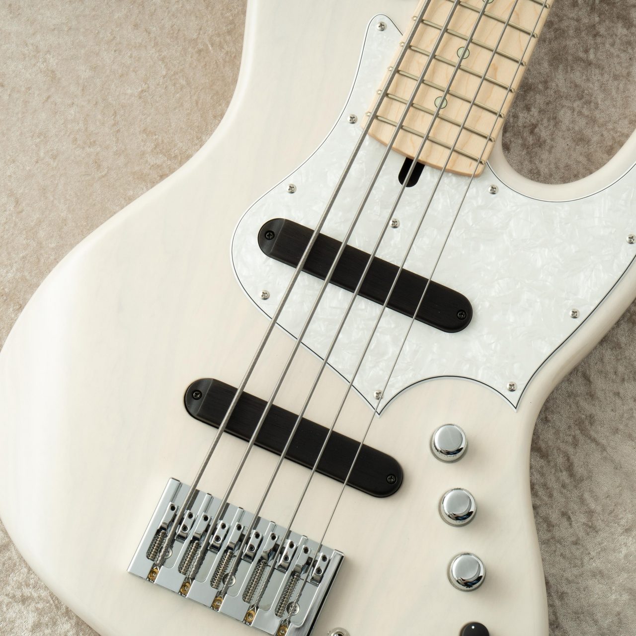 XOTIC XJ-1T エレキベース ホワイト XOTIC XJ-1T 5st/White Blonde/Ash /M エキゾチック 【 名古屋