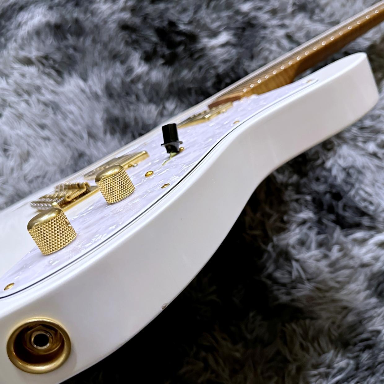 Xotic XTC-3 Thinline White Pearl Light Aged w/5A Roasted Flame