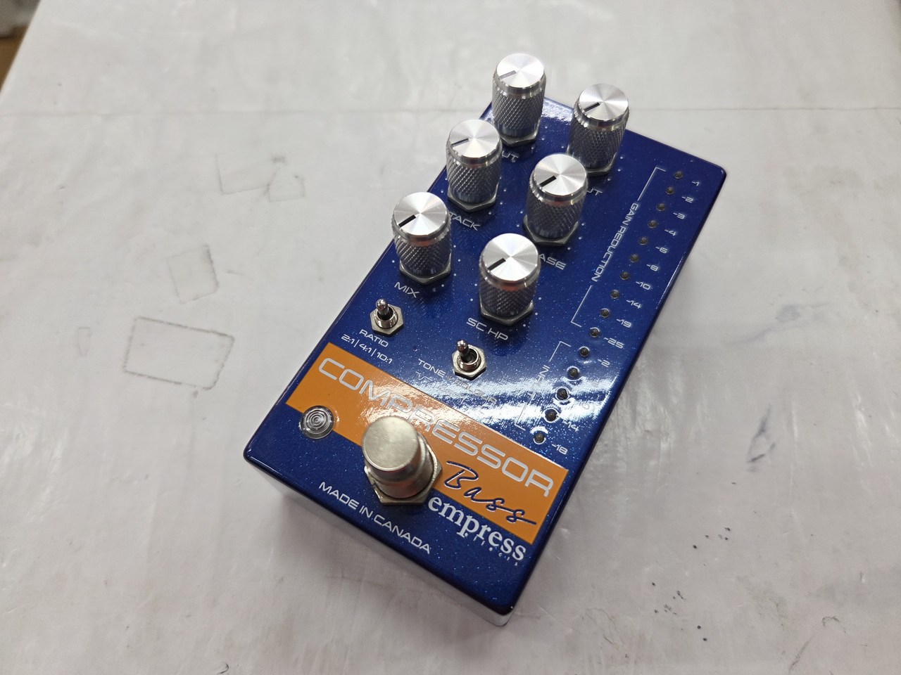 Empress Effects Bass Compressor Blue（中古/送料無料）【楽器検索