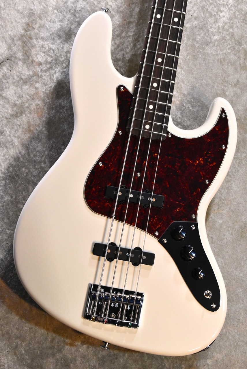 Black Smoker Standard Series BETA J4 MH -Olympic White/MH