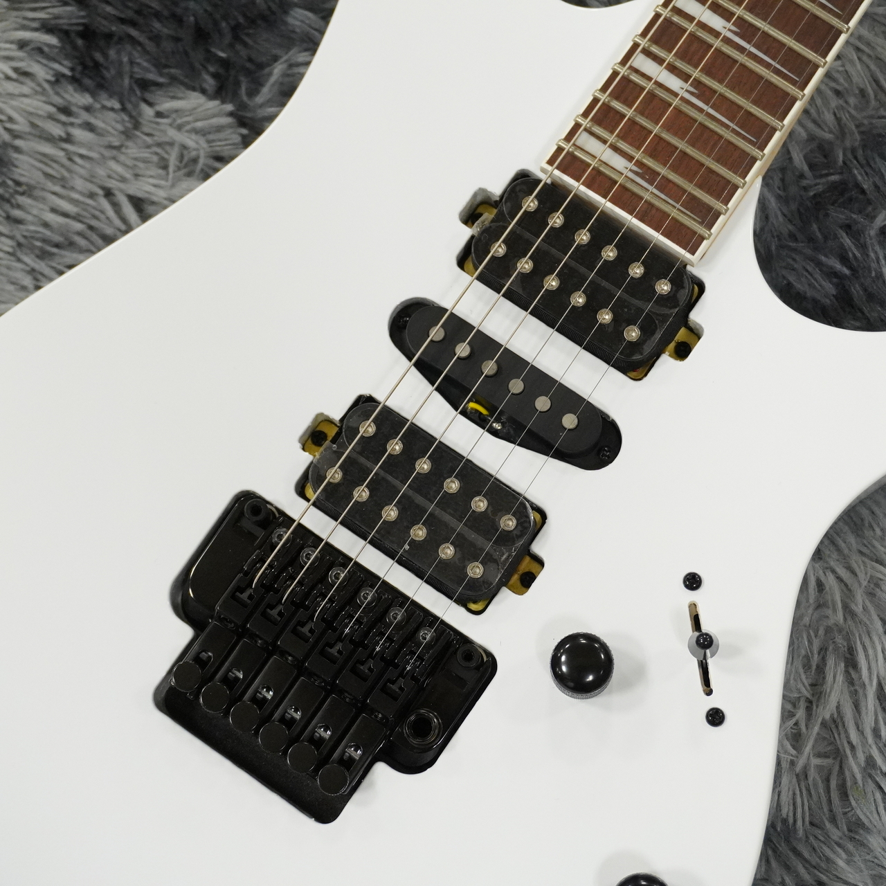 Ibanez RG470DXB-WH (White) 【特価】【2025年製】（新品特価/送料無料