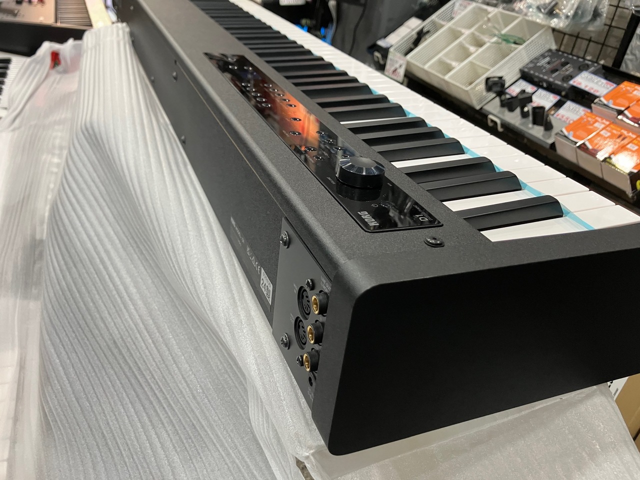 KORG D1 DIGITAL PIANO【1台限定アウトレット特価】【ローン分割