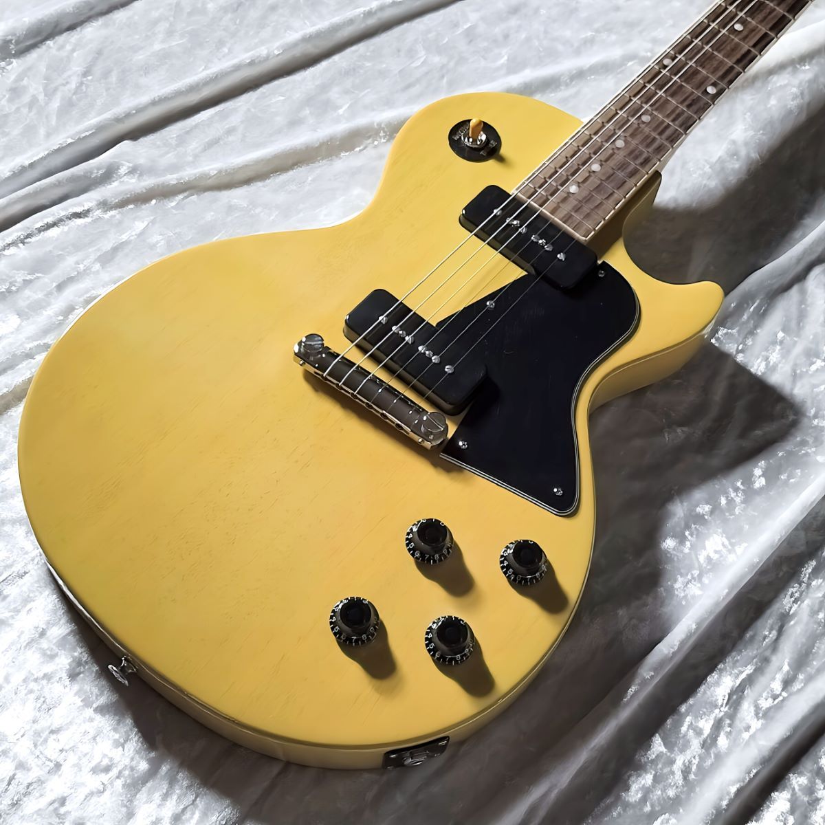 レスポールスペシャル (TV Yellow) 製造元直販 【expressvogue.co.uk】